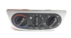Opel Tigra B Panel klimatyzacji 0209I209