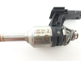 Skoda Rapid (NH) Injecteur de carburant 03F906036B