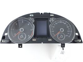 Volkswagen Passat Alltrack Speedometer (instrument cluster) 3AA920871D