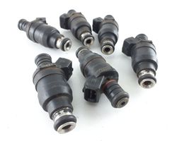 BMW 7 E38 Fuel injectors set 1747406