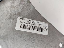 Mercedes-Benz GLE (W166 - C292) Etupyyhkimen vivusto ja moottori A1648202442