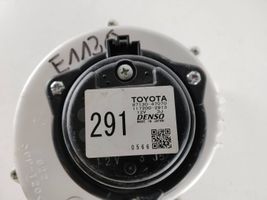 Toyota Prius (XW20) Hybridi-/sähköajoneuvon akun puhallin 8713047070