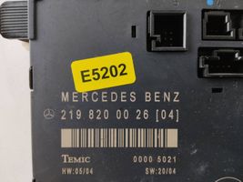 Mercedes-Benz CLS C219 Unité de commande module de porte 2198200026