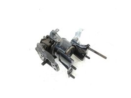 Toyota RAV 4 (XA50) Support, suspension du moteur 