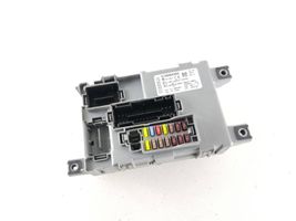 Peugeot Bipper Module de fusibles 01368892080