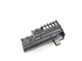 Lexus LS 460 - 600H Cableado positivo 8262050140