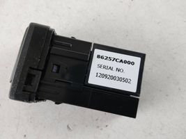 Toyota GT 86 USB savienotājs 86257CA000