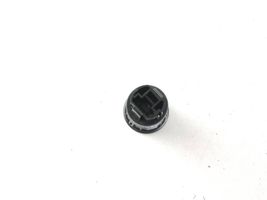 Renault Trafic III (X82) Engine start stop button switch 