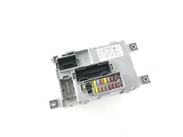 Opel Combo D Module de fusibles 00519383520