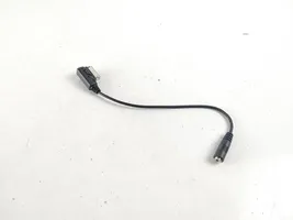 Mercedes-Benz ML W164 AUX jungtis A0018279004