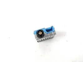 BMW 3 G20 G21 USB socket connector 8711939