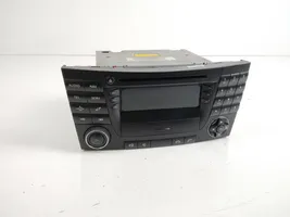 Mercedes-Benz E W211 Radio/CD/DVD/GPS-pääyksikkö A2118202097