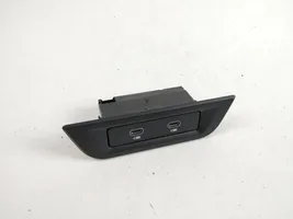 Porsche Taycan 9J1 Connecteur/prise USB 9J1035722B
