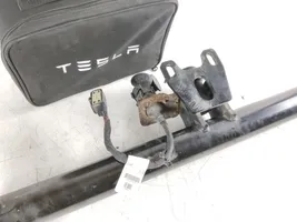Tesla Model X Kit de remorquage 102758400B