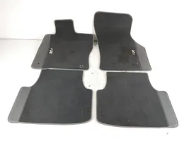 Seat Leon IV Juego de alfombras de coche 5FB863011B