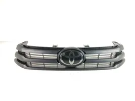 Toyota Hilux (AN120, AN130) Grille calandre supérieure de pare-chocs avant 531110K720