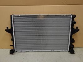 Volkswagen Transporter - Caravelle T5 Radiateur de refroidissement 8MK376719181