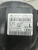 Audi A4 S4 B7 8E 8H Lampa przednia 8K0941029AJ