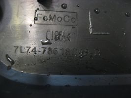 Lincoln Navigator Fotele / Kanapa / Boczki / Komplet 7L7478618D49B