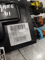 Renault Megane III Module de contrôle de batterie 243800011R