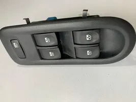 Renault Clio III Interrupteur léve-vitre 8201189451