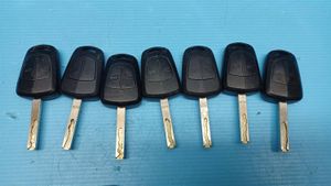 Opel Corsa D Ignition key/card 13188281