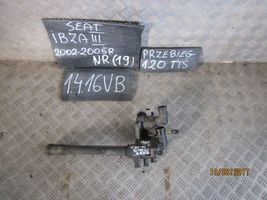 Seat Ibiza III (6L) Termostaatin kotelo 032121111AP