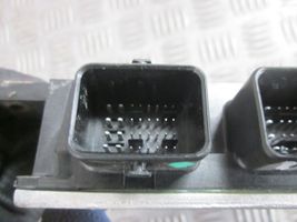 Ford Mondeo Mk III Calculateur moteur ECU 2S7Q-9F954DD
