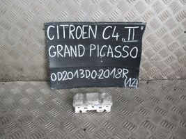 Citroen C4 Grand Picasso Inne oświetlenie wnętrza kabiny 