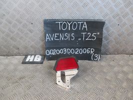 Toyota Avensis T250 Światło przeciwmgielne tylne 