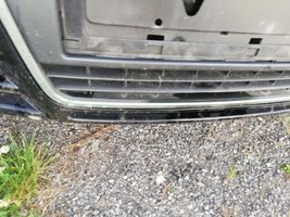 Audi A4 S4 B7 8E 8H Maskownica / Grill / Atrapa górna chłodnicy 