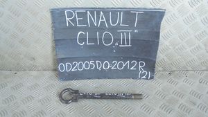 Renault Clio III Barre de remorquage 