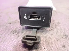 Alfa Romeo 159 Connettore plug in USB 156074010