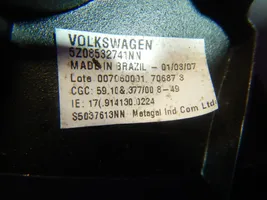 Volkswagen Fox Capuchon, crochet de remorquage avant 5Z0853274