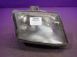 Mercedes-Benz Vito Viano W638 Lampa przednia 