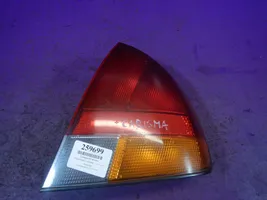 Mitsubishi Carisma Lampa tylna MB944544