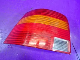 Volkswagen Golf IV Lampa tylna 37750748