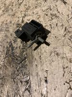 Volvo XC40 Turbolader Druckwandler Magnetventil 31339879