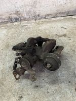 Opel Zafira C Rear brake caliper 