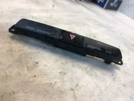 Mitsubishi Eclipse Cross Interrupteur feux de détresse 8002c230