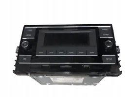 Volkswagen Multivan T5 Panel / Radioodtwarzacz CD/DVD/GPS 7LA035153B