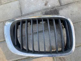 BMW 3 E46 Grille calandre supérieure de pare-chocs avant A4538850525