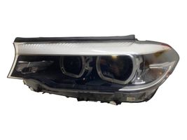 BMW 5 G30 G31 Faro/fanale 7439187