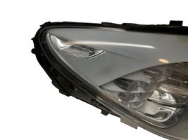 BMW 5 GT F07 Lampa przednia 7199614