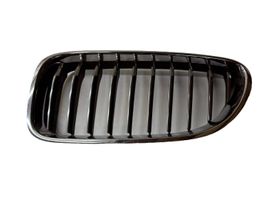 BMW 6 F06 Gran coupe Grille calandre supérieure de pare-chocs avant 7212849