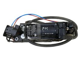 BMW 5 F10 F11 Air suspension compressor/pump 6794465