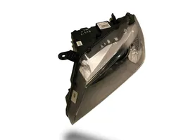 BMW X3 F25 Lampa przednia 7217297