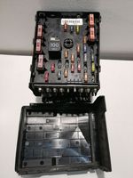 Volkswagen PASSAT B6 Fuse box set 3C0937049AJ