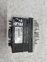 Volkswagen Golf III Calculateur moteur ECU 032906026E