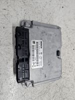 Opel Vectra B Variklio valdymo blokas 0281010271